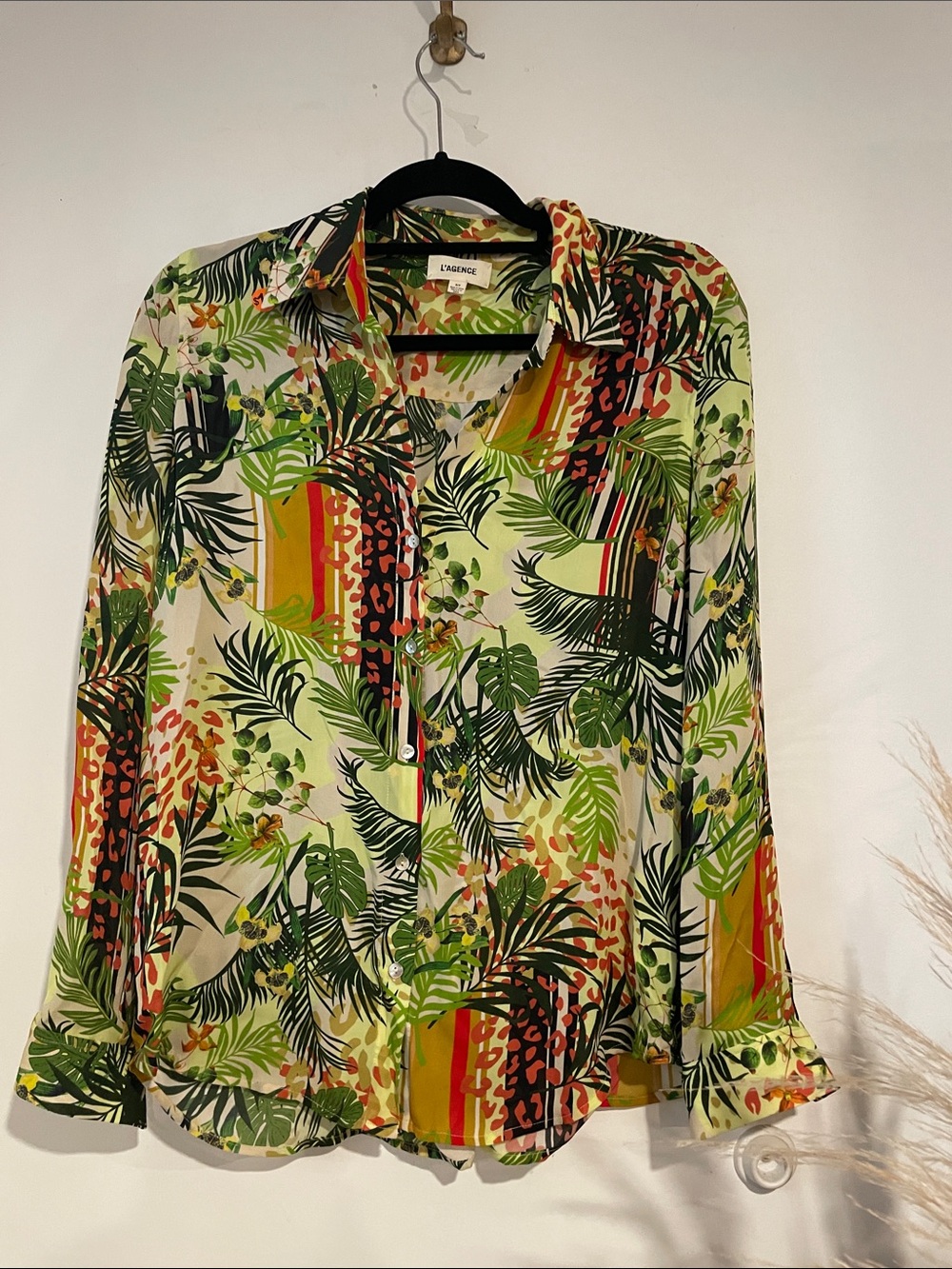 L'Agence Nina Tropical Print 100% Silk Blouse Sz S B139 - Picture 2 of 6